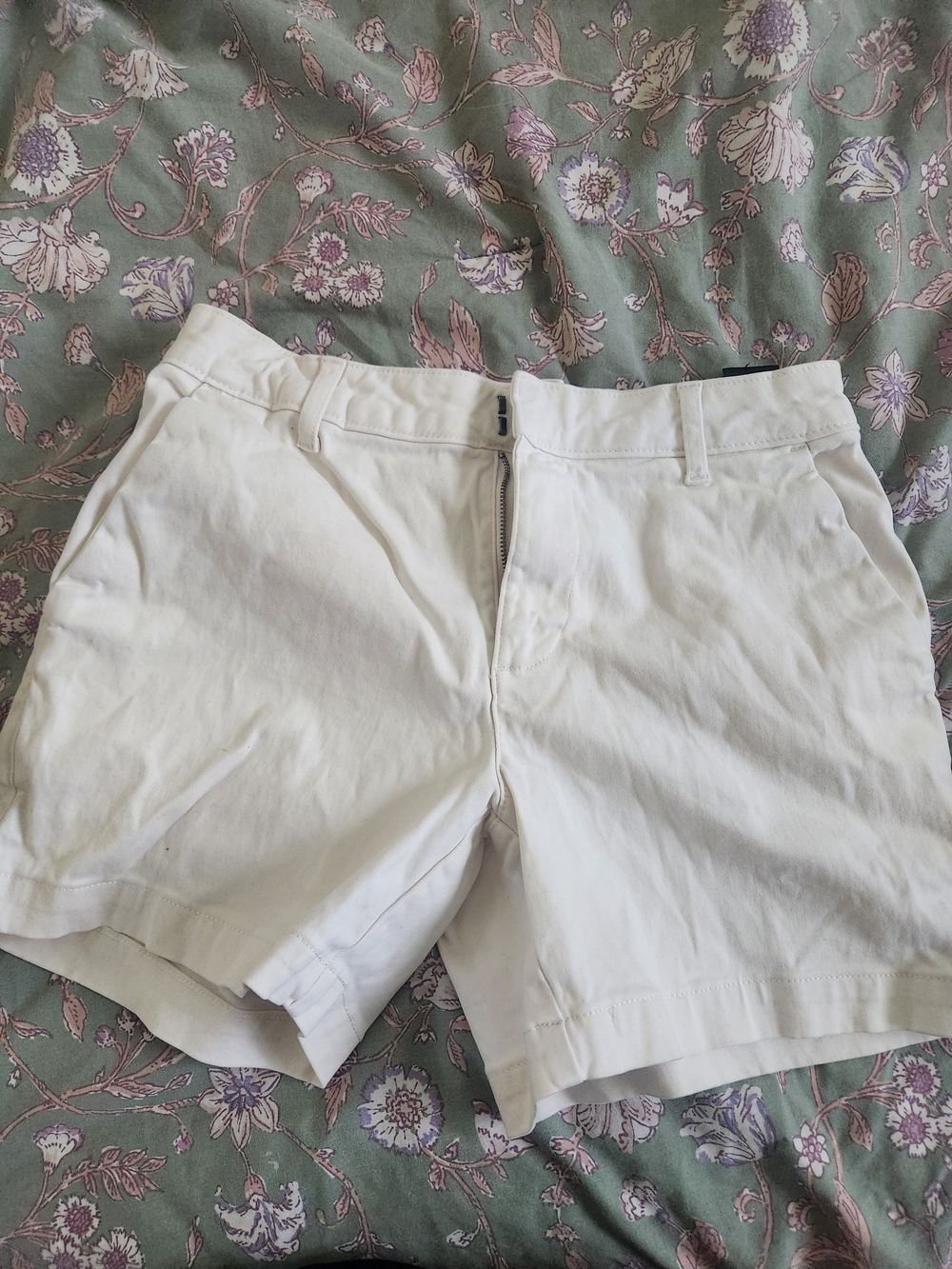 Banana Republic Navy Women's Shorts - Picture 2 of 5